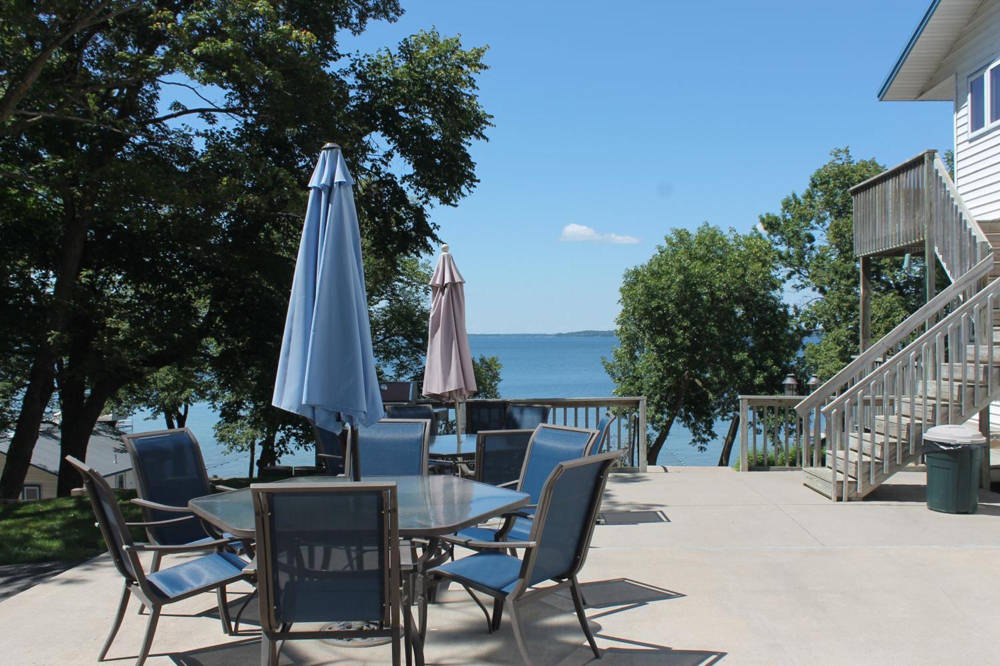 Viking Bay Resort And Lodge Miltona Экстерьер фото