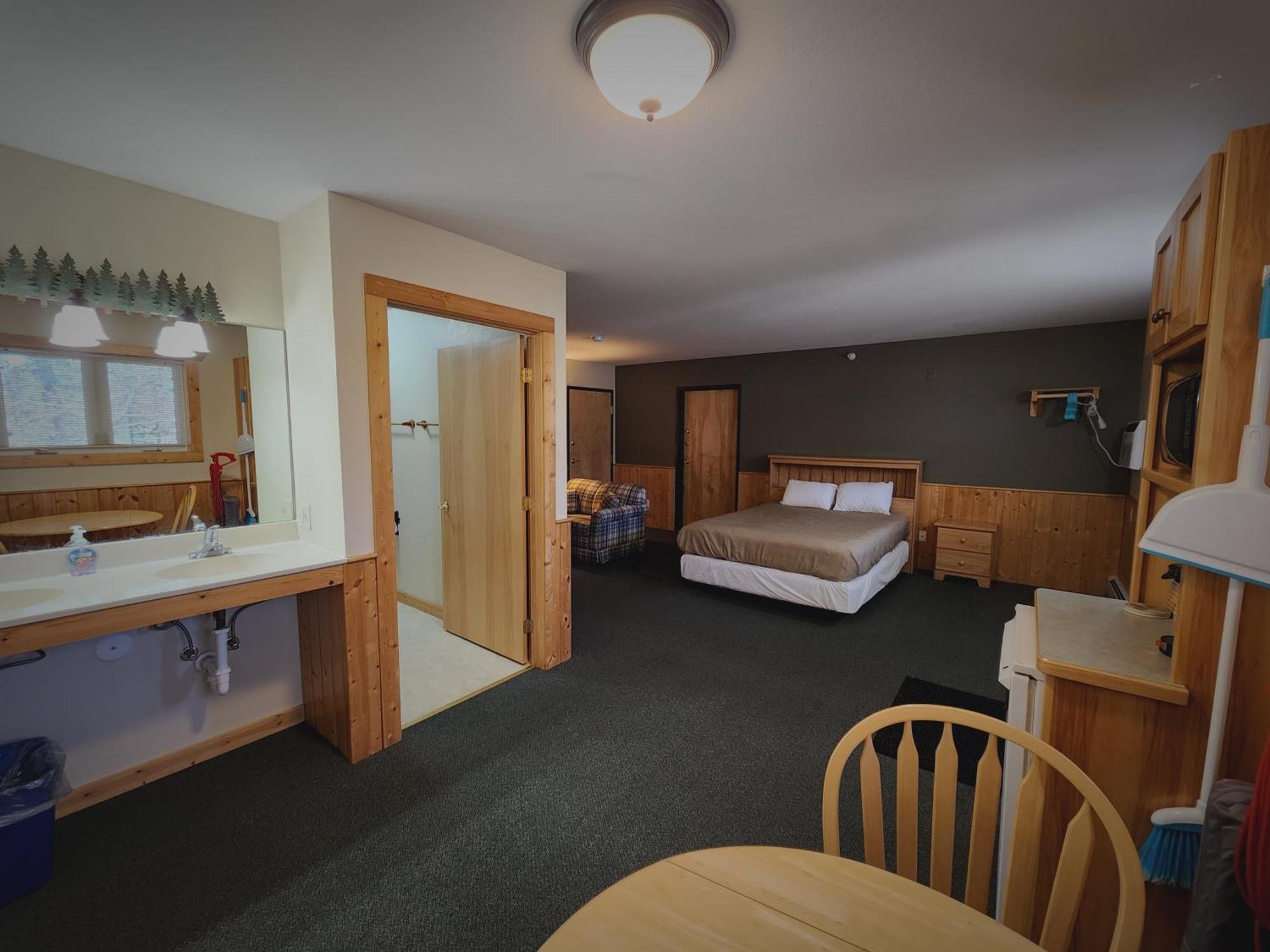 Viking Bay Resort And Lodge Miltona Экстерьер фото