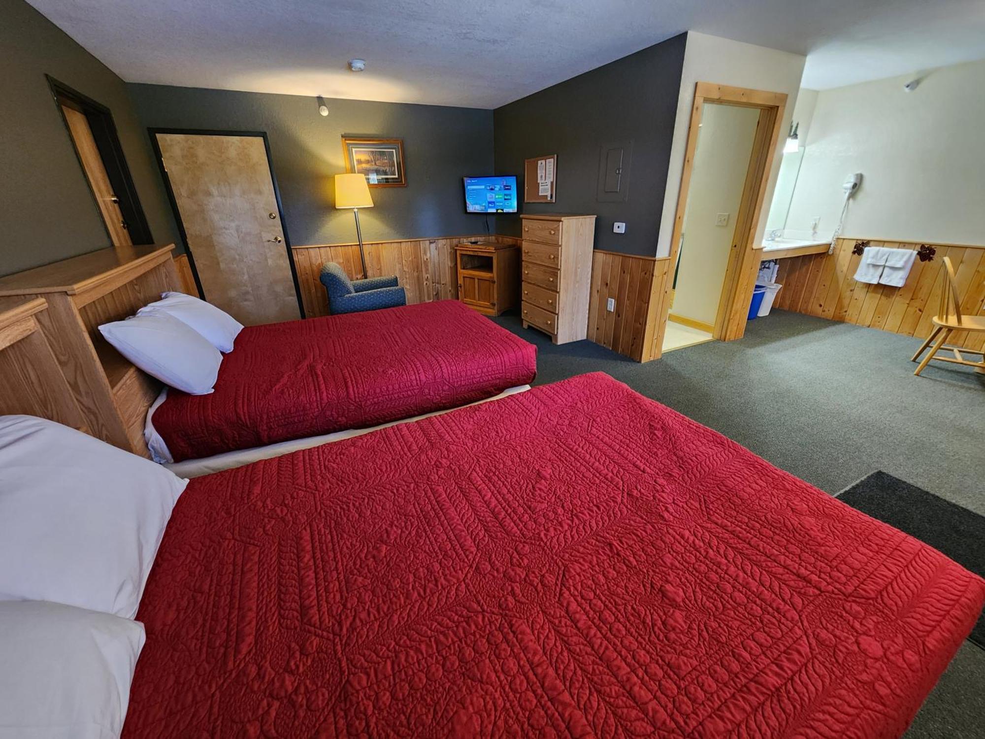 Viking Bay Resort And Lodge Miltona Экстерьер фото