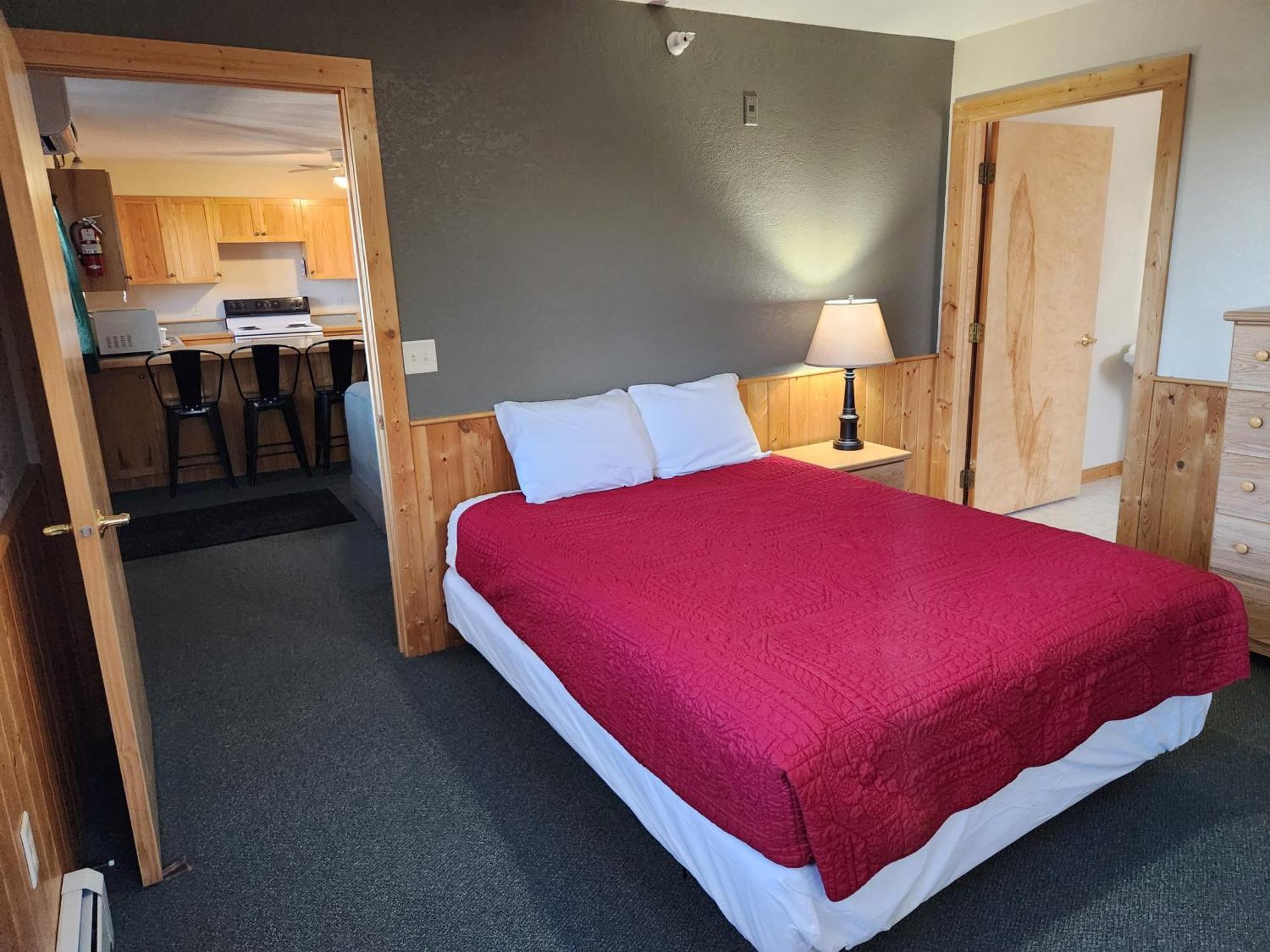 Viking Bay Resort And Lodge Miltona Экстерьер фото